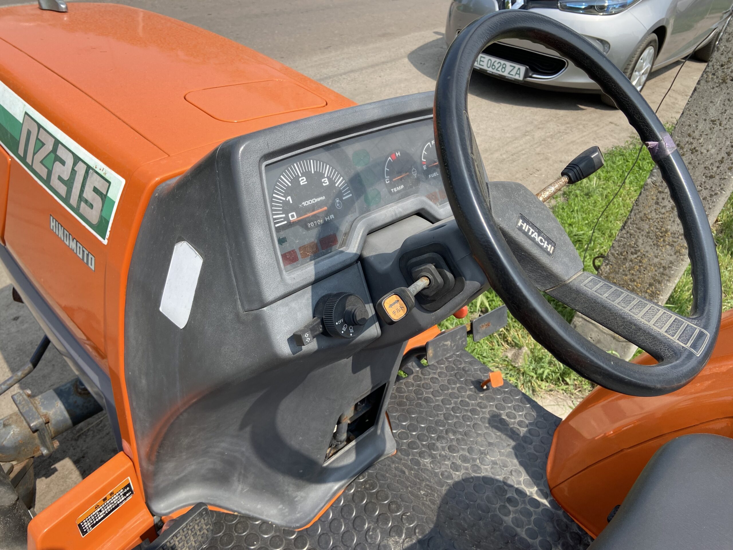 Hitachi NZ215 Японський міні трактор, - Зображення 6